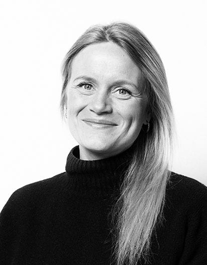 Headshot of a woman