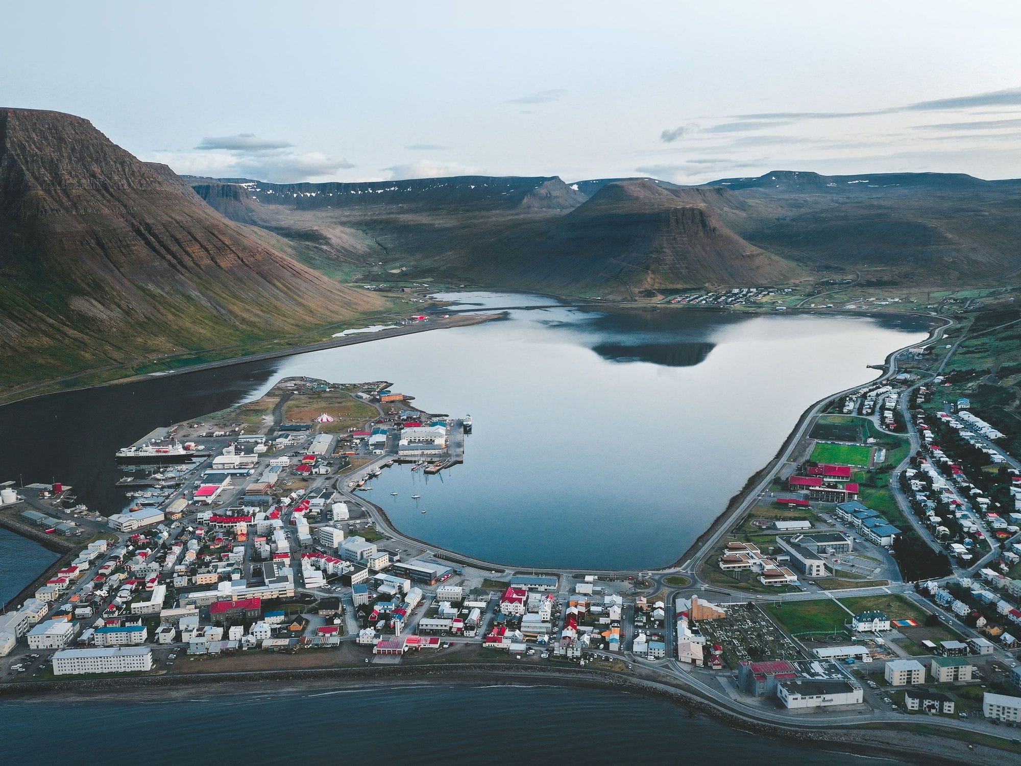 Ísafjörður úr lofti.