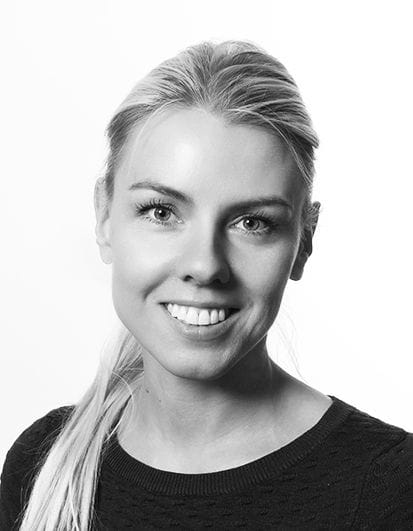 Headshot of a woman