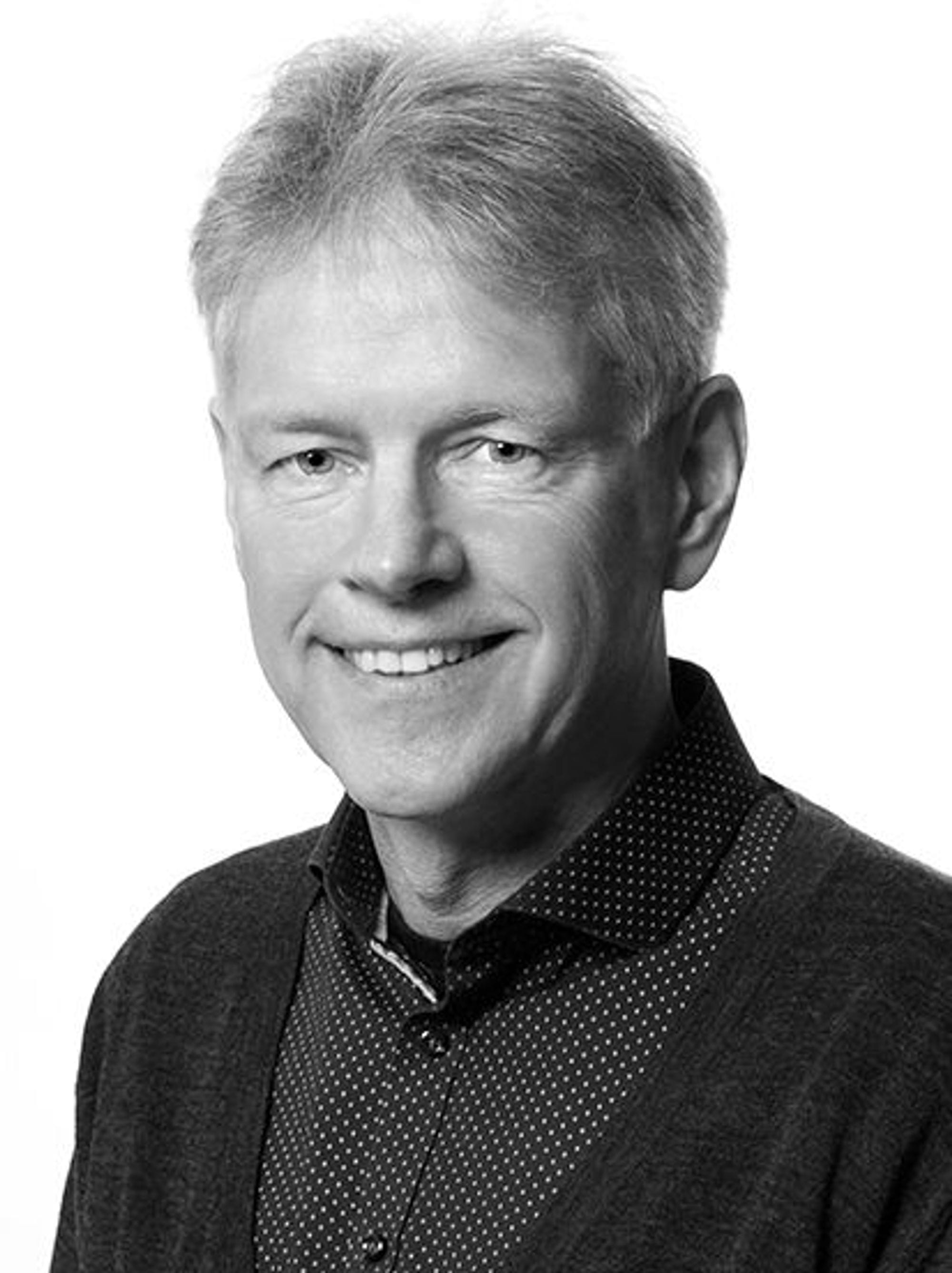 Svart hvít andlitsmynd af manni