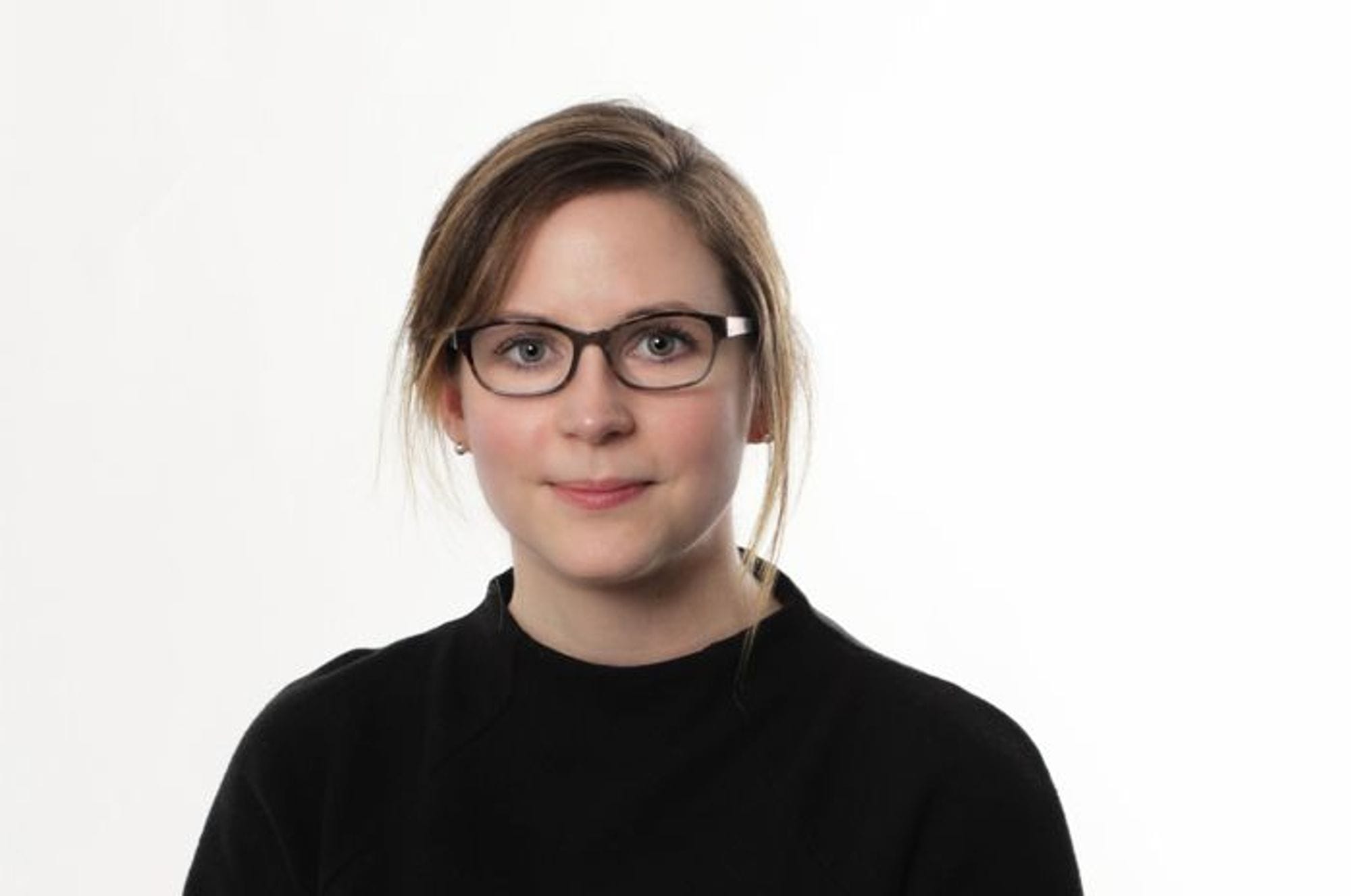 Headshot of a woman