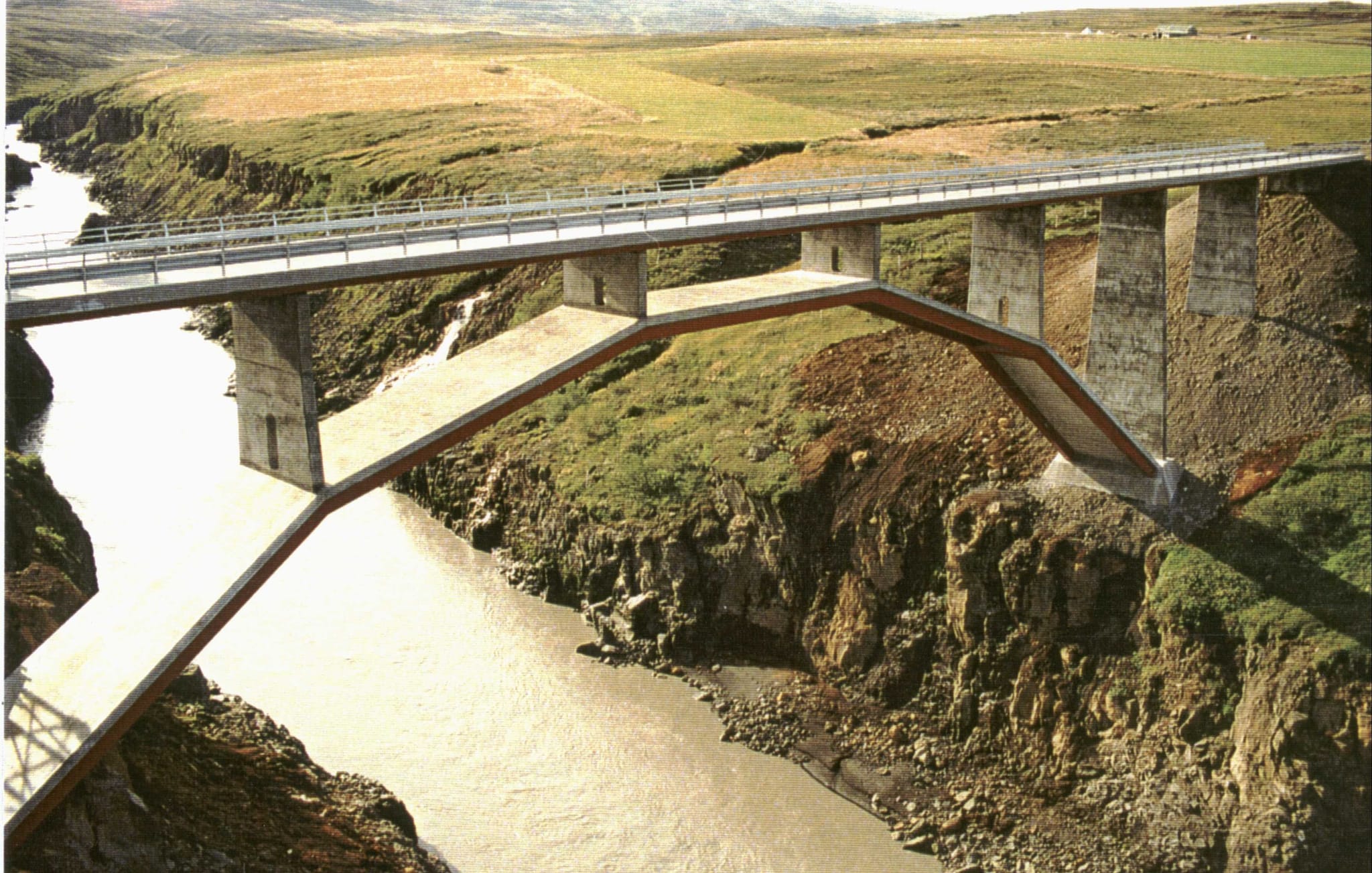 Brú yfir á