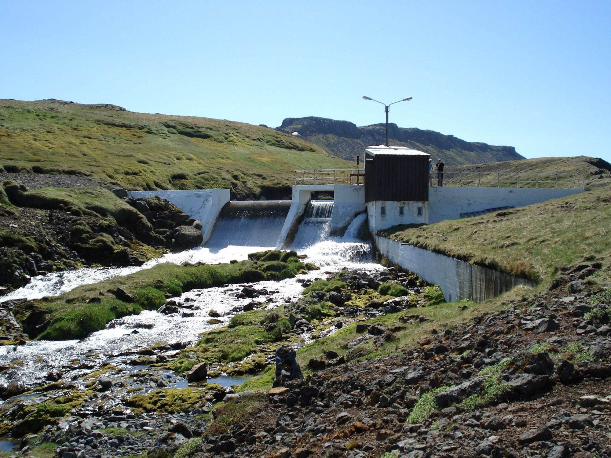 Stífla í íslensku landslagi