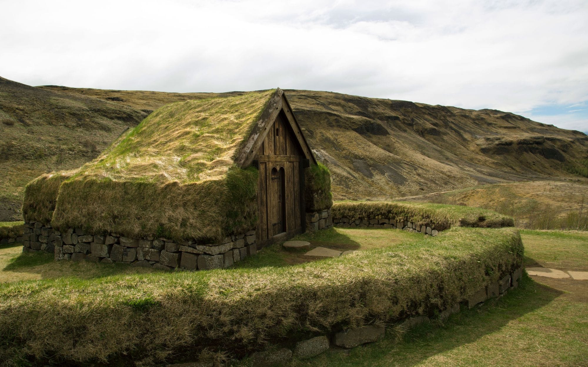 Þjóðveldisbærinn að utan.