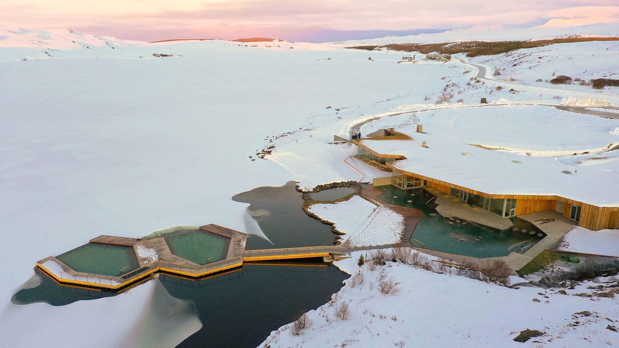 VÖK Baths séð úr lofti.